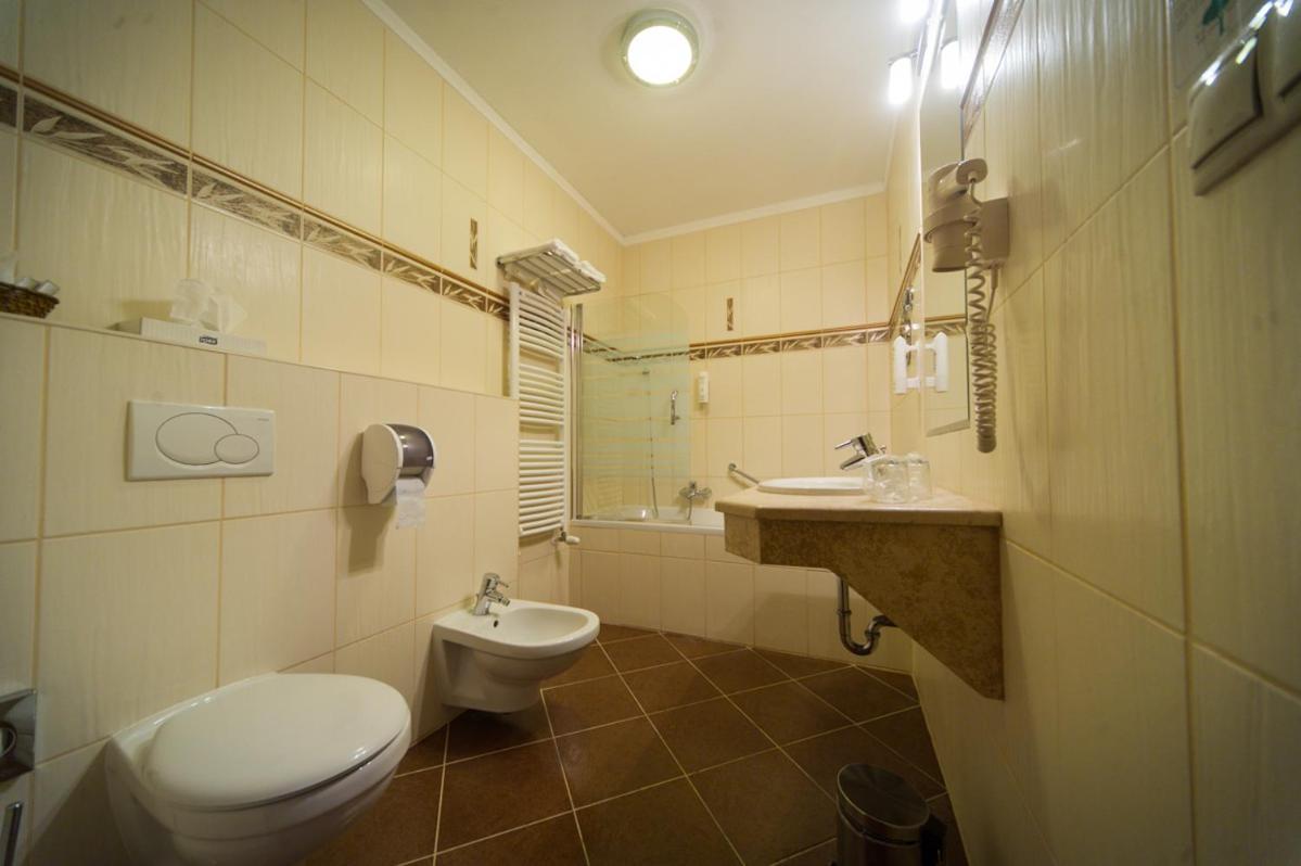Bock Hotel Ermitage Villány Extérieur photo